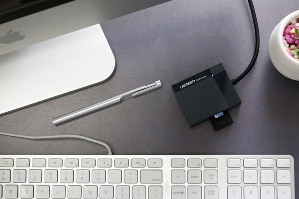 恒行6USB3.0读卡器2