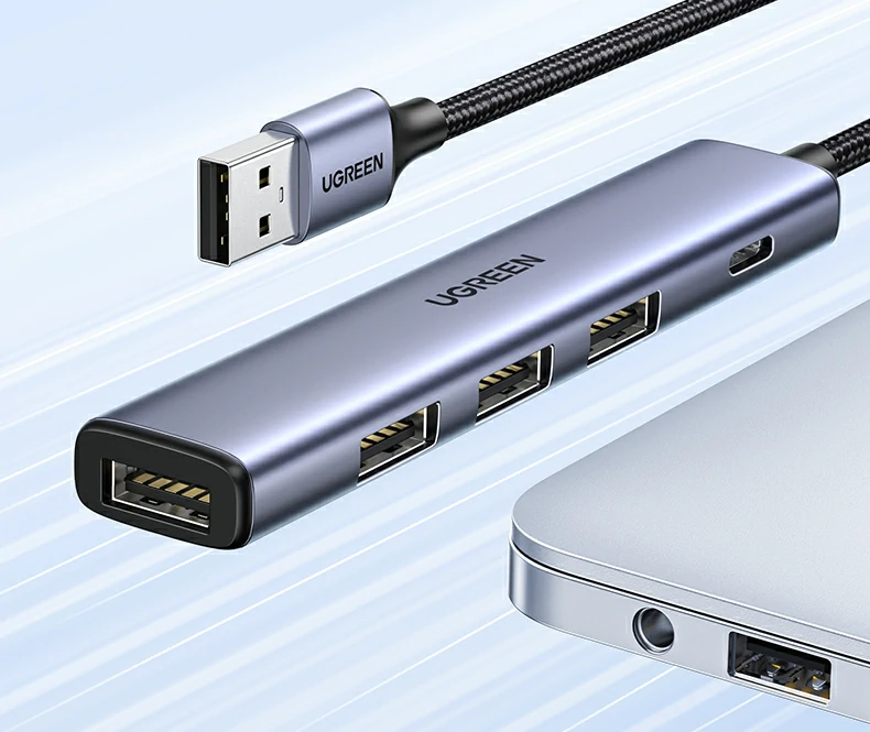 USB-C 输入接口特写，展示连接笔记本电脑