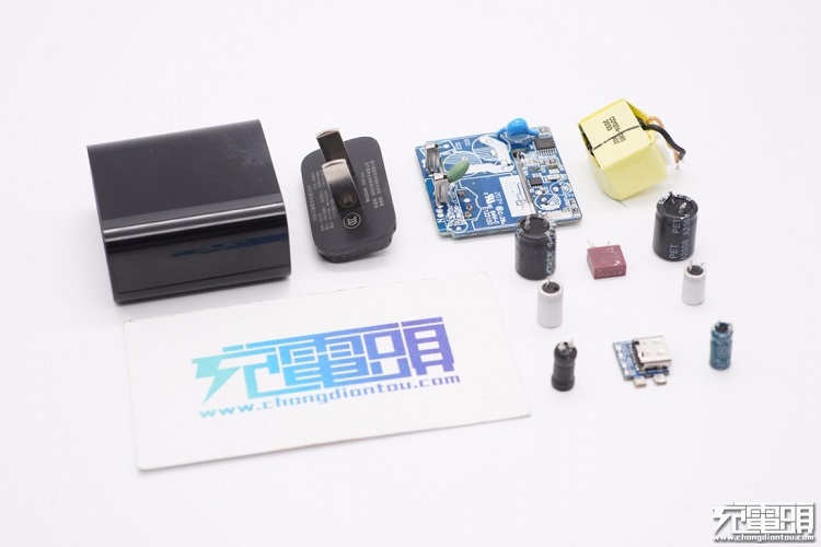 恒行6PD20W充电器开箱评测：拆解篇（下）